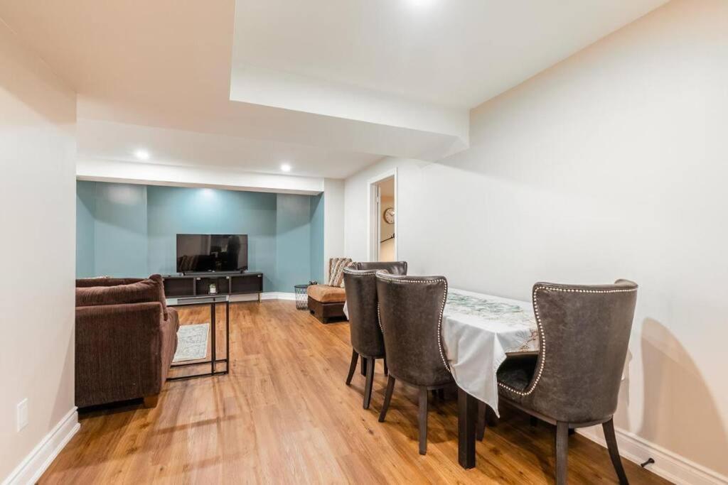 Spacious Basement Mississauga Eksteriør billede